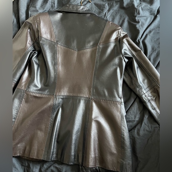 Real Leather jacket - Picture 4 of 5